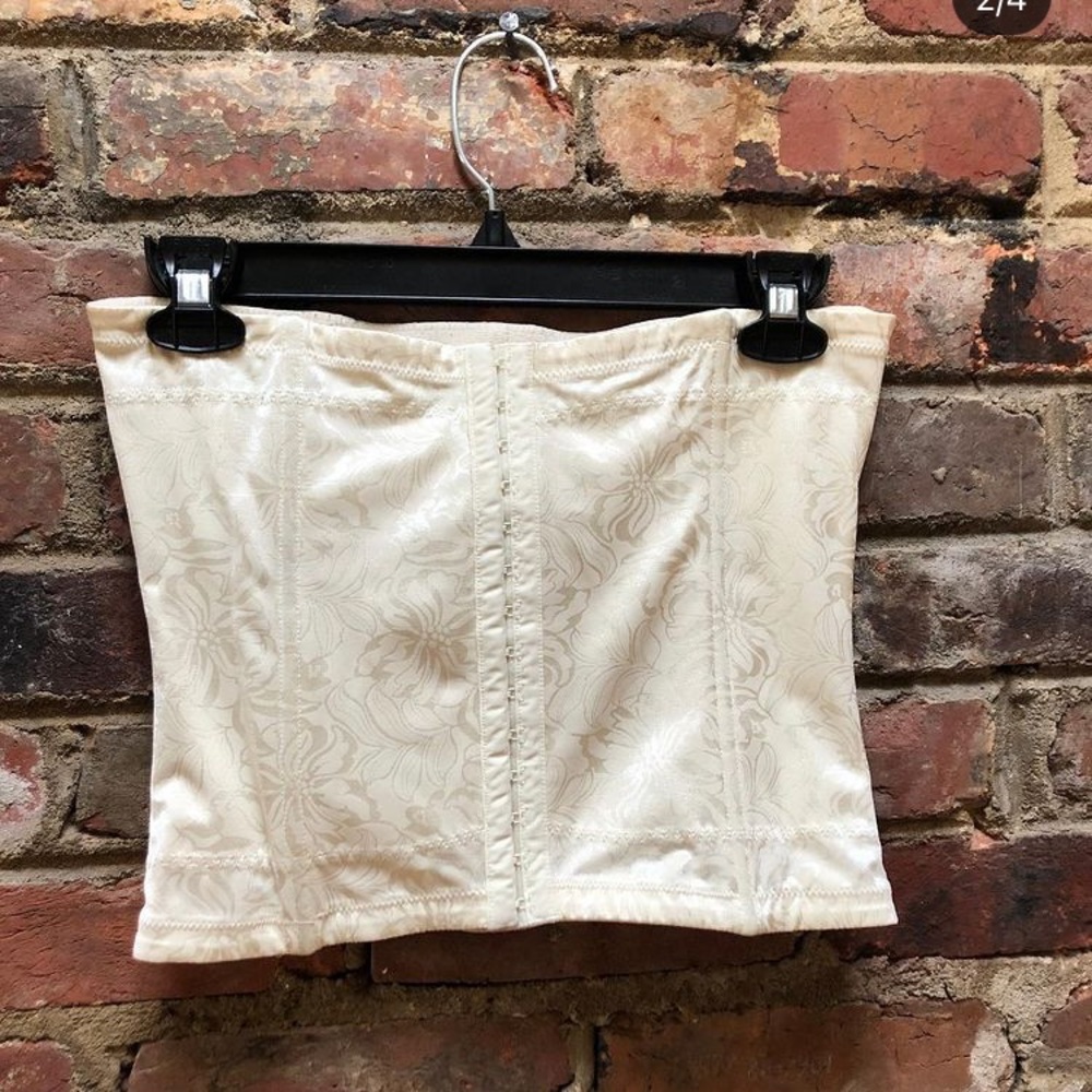 Cream corset top with bone structure